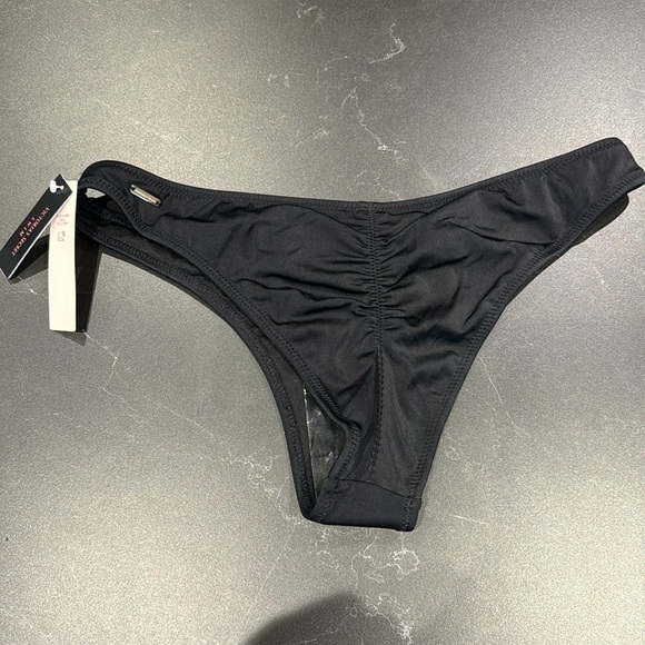 Victoria’s Secret Hipster Brazilian Bikini Bottom. Small. NWT. - Picture 2 of 5